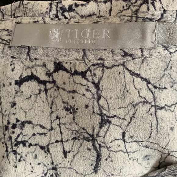 EUC Tiger of Sweden blouse - Picture 8 of 9